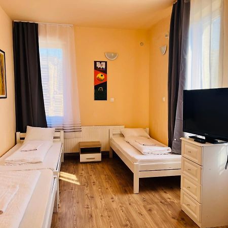 Gabor Panzio Aparthotel Gyál Exterior foto