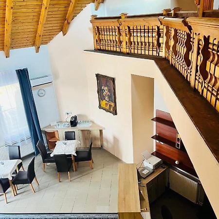 Gabor Panzio Aparthotel Gyál Exterior foto
