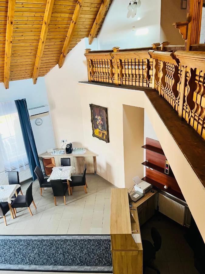 Gabor Panzio Aparthotel Gyál Exterior foto